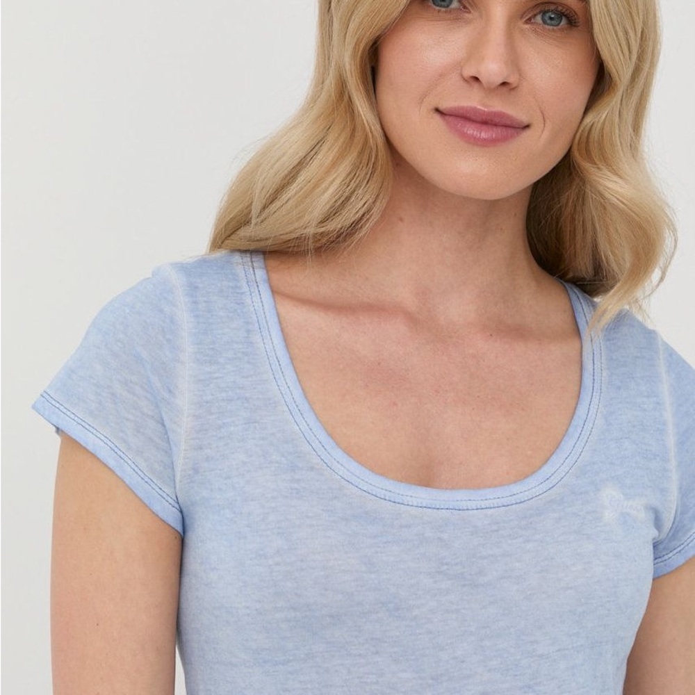 Guess Light Blue Short Sleeve Tee